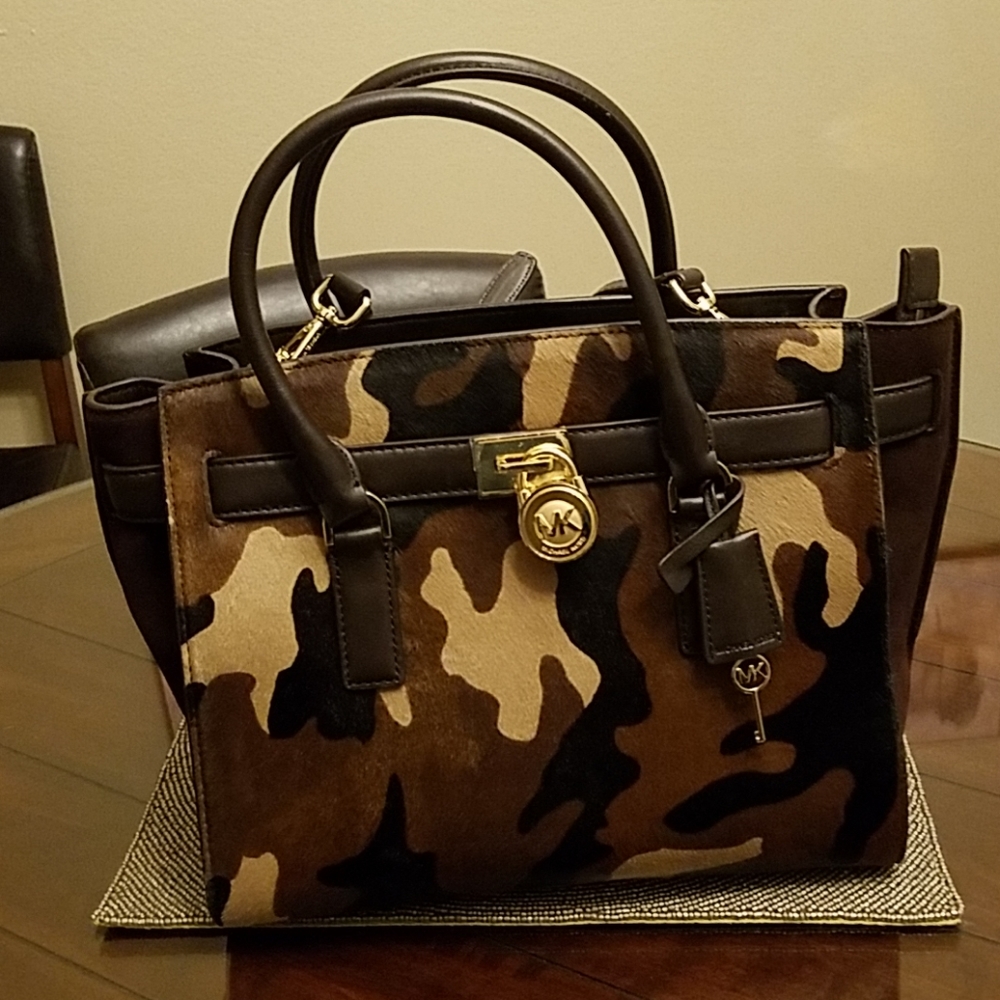 Michael Kors Large Hamilton Camo Haircalf